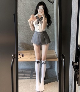 八了个八露背小胸cosplay清纯衬衫学生套装二次元七了个三iosgirl