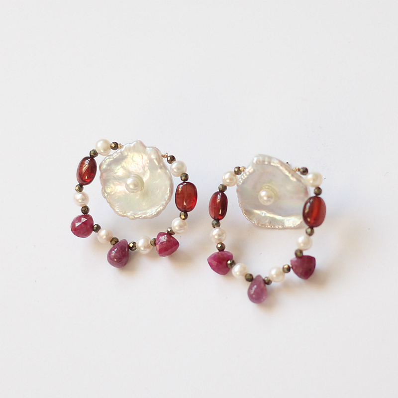 天然珍珠花苞石榴石agete风耳环