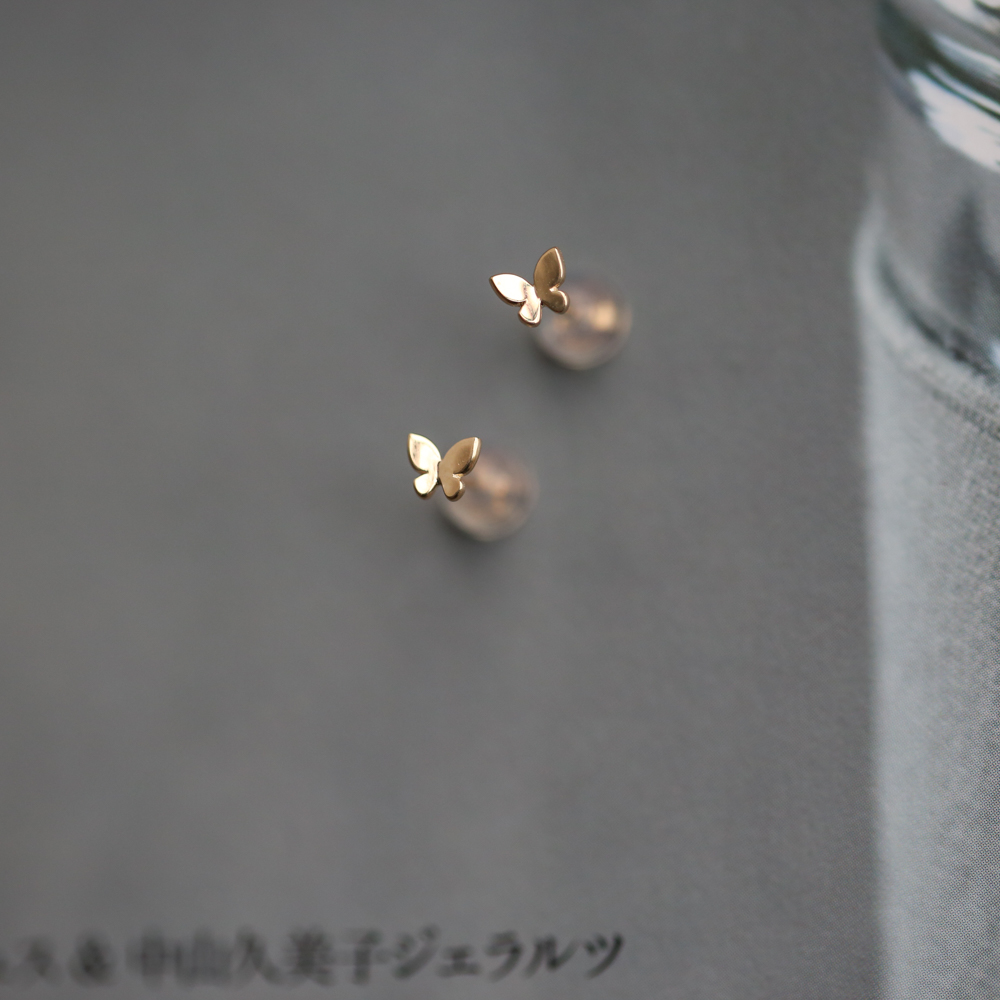 庄周梦蝶 14k包金迷你闪亮光面浅金色小蝴蝶耳钉日韩简约纯银耳饰