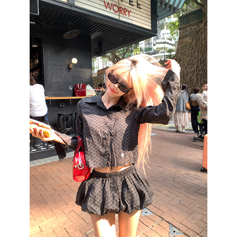 NECOYEP 美式格纹字母刺绣轻薄长袖衬衫女辣妹显瘦春夏短款衬衣