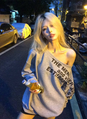 NECOYEP 2025美式斜肩字母设计感长袖卫衣女辣妹宽松ins秋季上衣