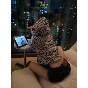 NECOYEP 美式慵懒风斑马纹连帽开衫卫衣男女春秋宽松百搭帽衫外套