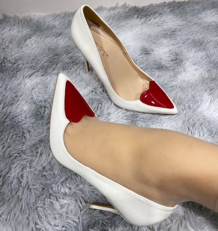 欧美新款红色爱心高跟鞋10cm尖头细跟浅口单鞋黑色漆皮拼色红桃心