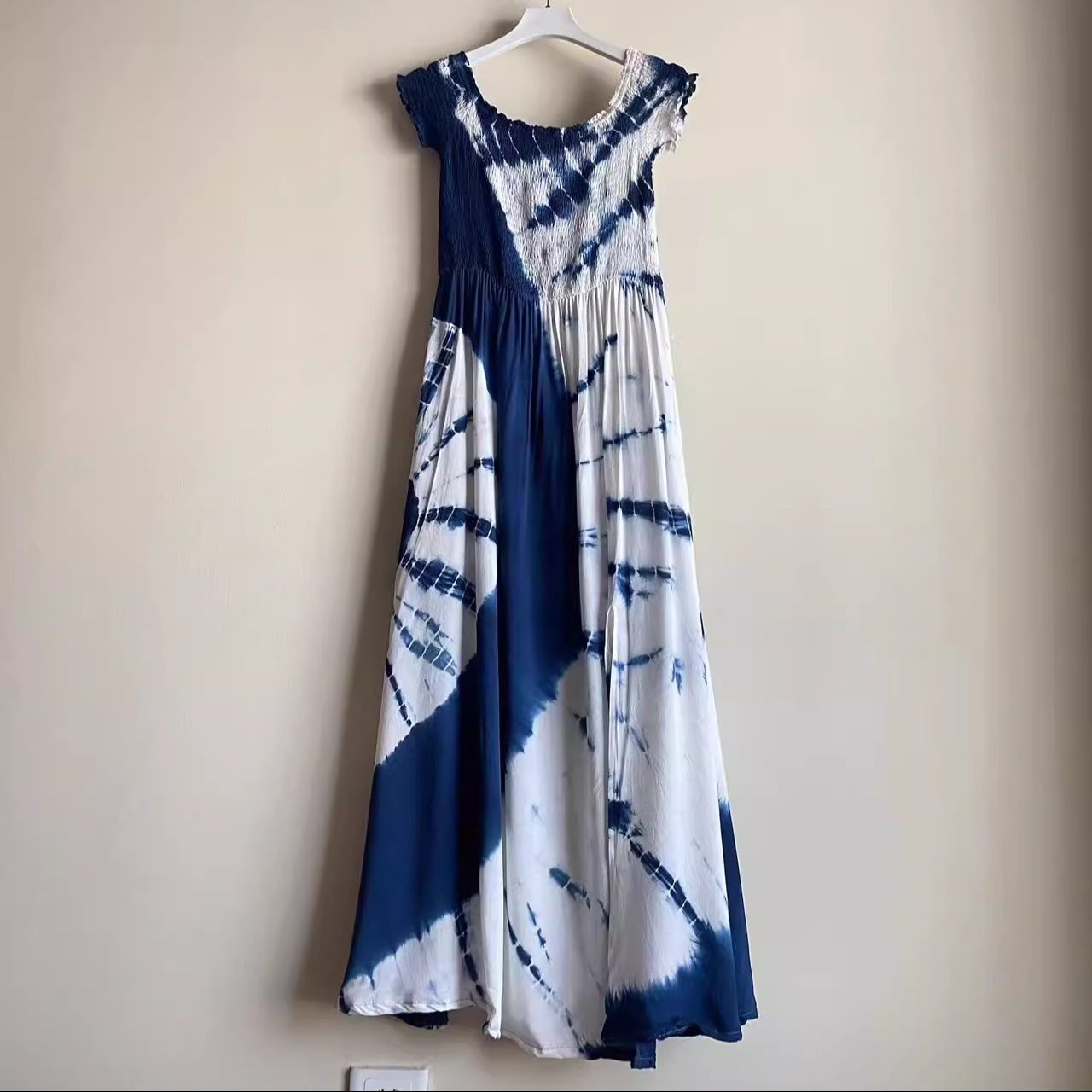 法式无袖蓝白印花A字显瘦礼服裙图片