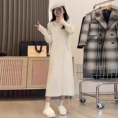 针织内搭挂脖白色连衣裙子女秋冬2025新款小个子长款毛衣打底长裙
