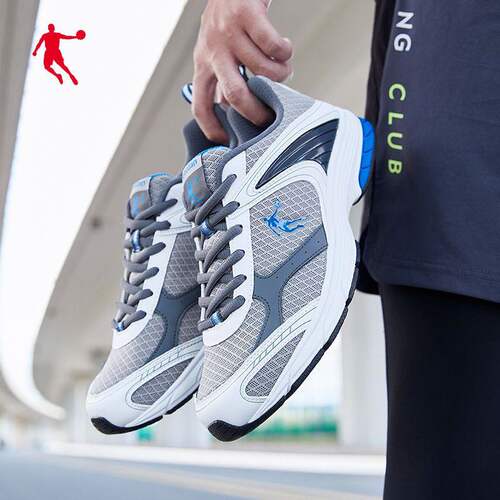 乔丹运动鞋男鞋春夏季网面透气轻便减震软底中学生跑步鞋跑鞋男款