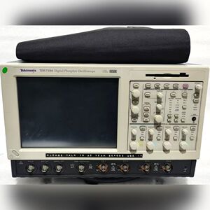 Tektronix TDS 7104示波器1 GHz带议价