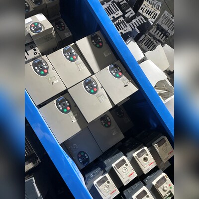 施耐德变频器ATV31HU30N4A 3KW380V 测试完 议价