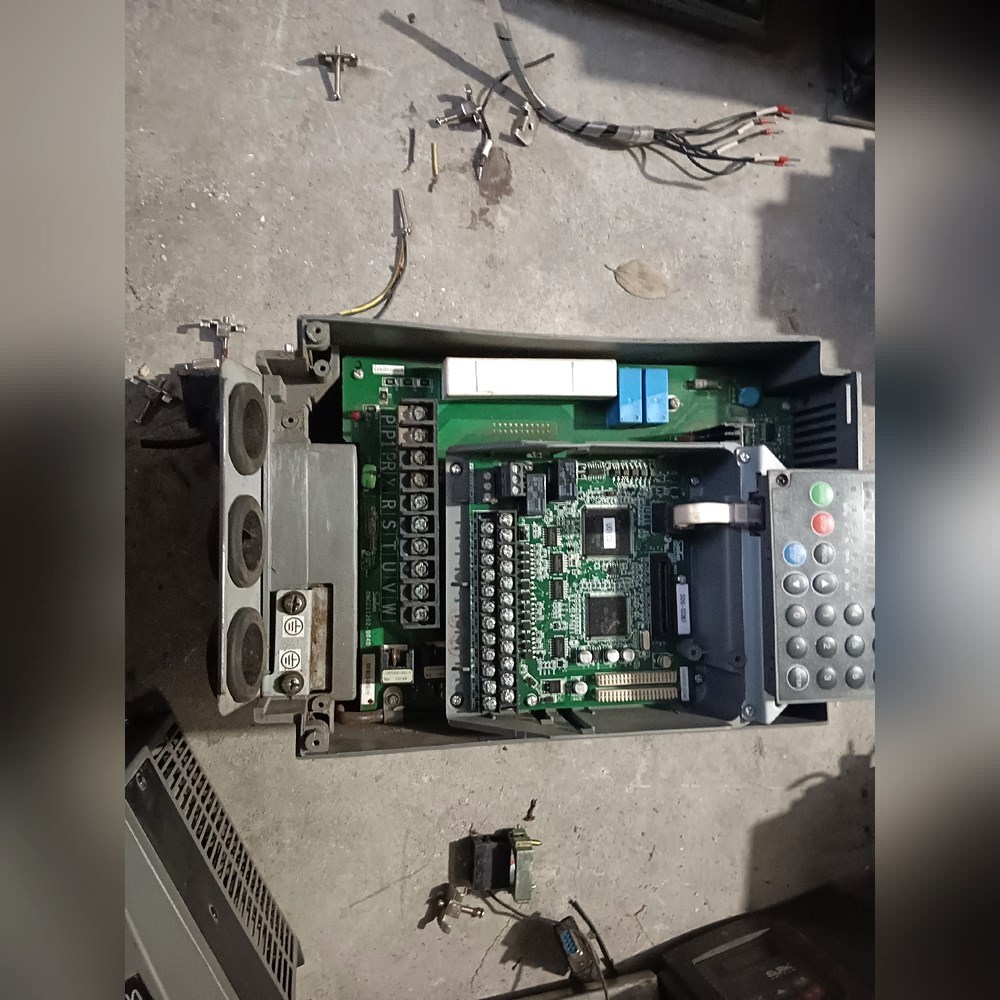 三肯变频器s06-4a019-b  55.5kw7.5kw 议价