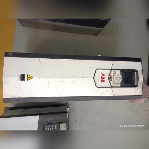 ABB变频器ACS880-01-072A-3 功率37K 议价
