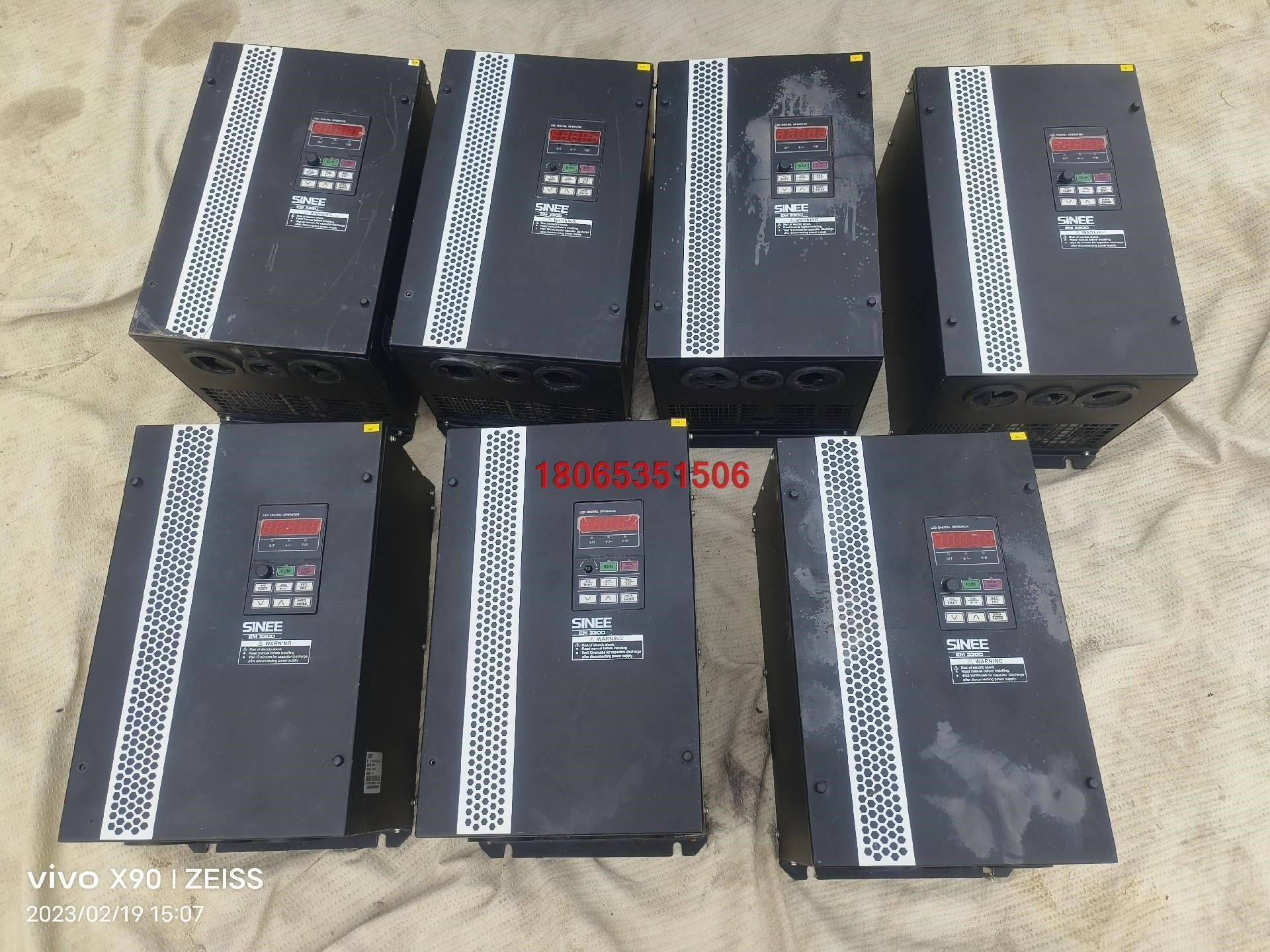 正玄变频器 EM330D-SJ-030-03B   30KW