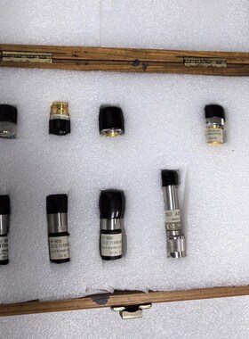 原装一套85032E校准件包好. 议价