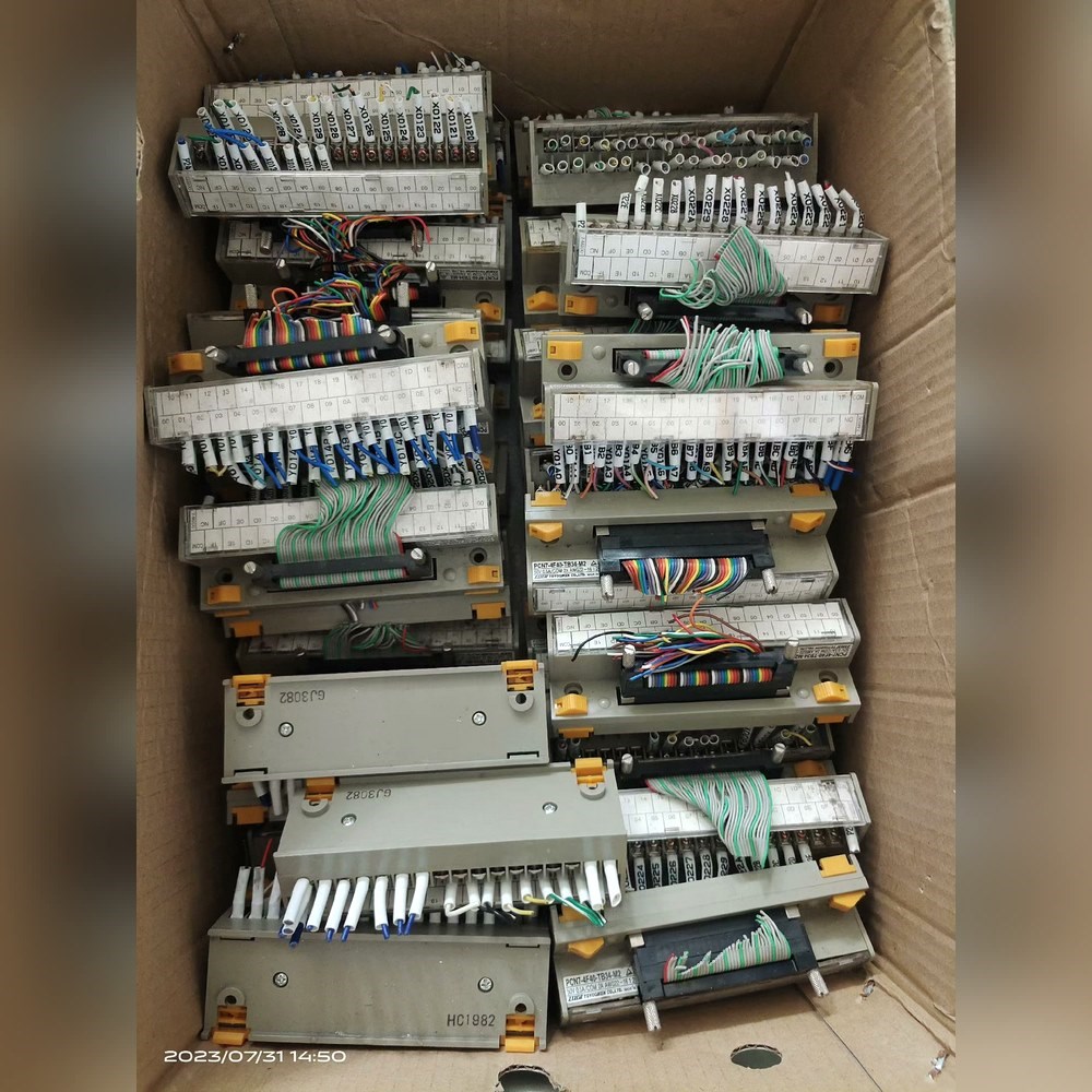 PCN7-4F40-TB34-M2日本接线端子 成色漂亮功 议价
