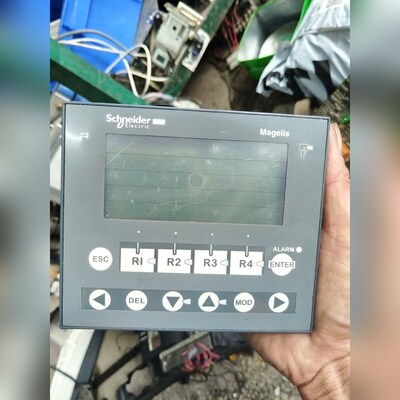 施耐德文本XBTRT511 图片实拍功能正常 议价