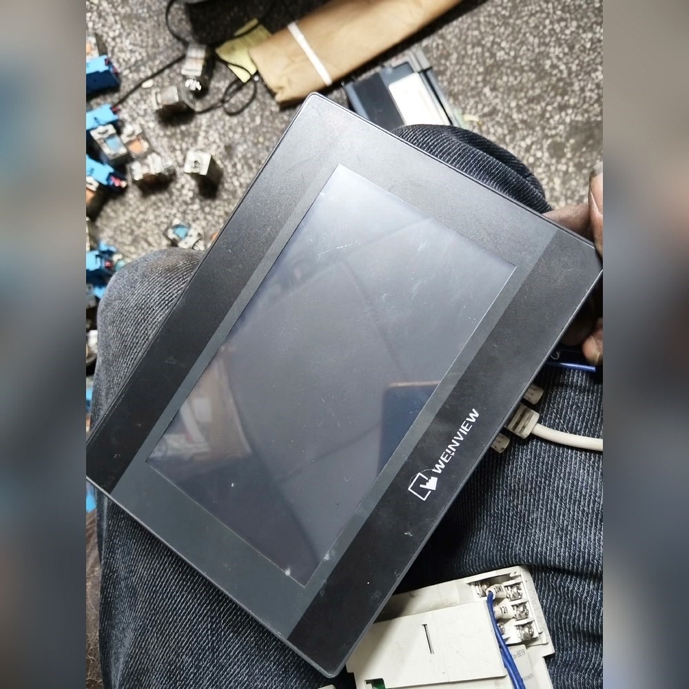 威纶TK6070iP 触摸屏1WV工业显示器液晶屏 成色如 议价