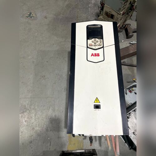 ABB变频器 ACS880-01-145A-3 75KW 议价