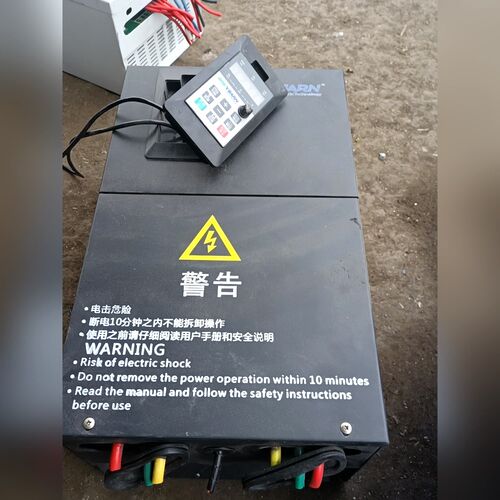 绿源变频器GRE-TK100-22DG0P一4 成色 议价