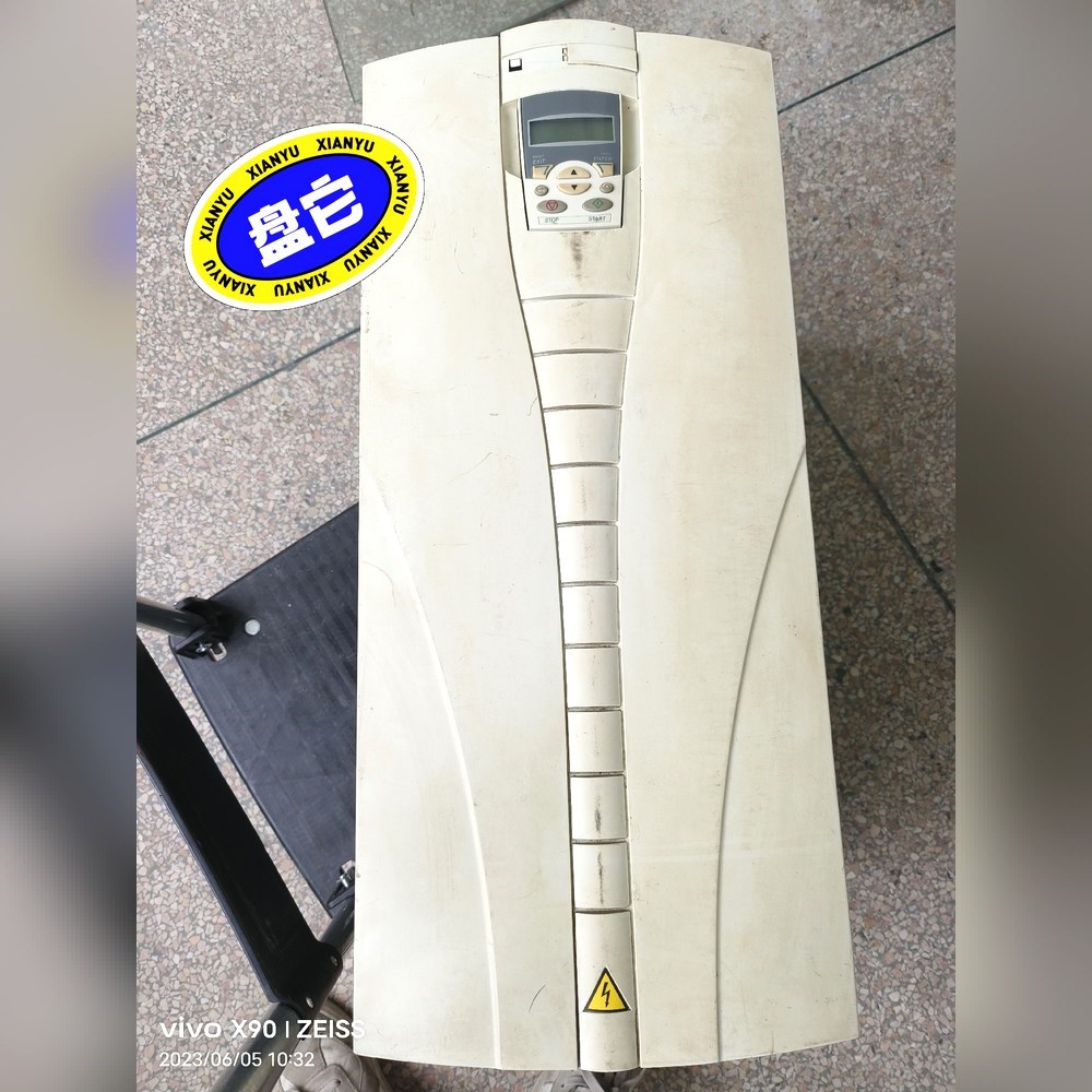 ABB变频器ACS550-01-195A-4 110KW现货 议价 - 实物图