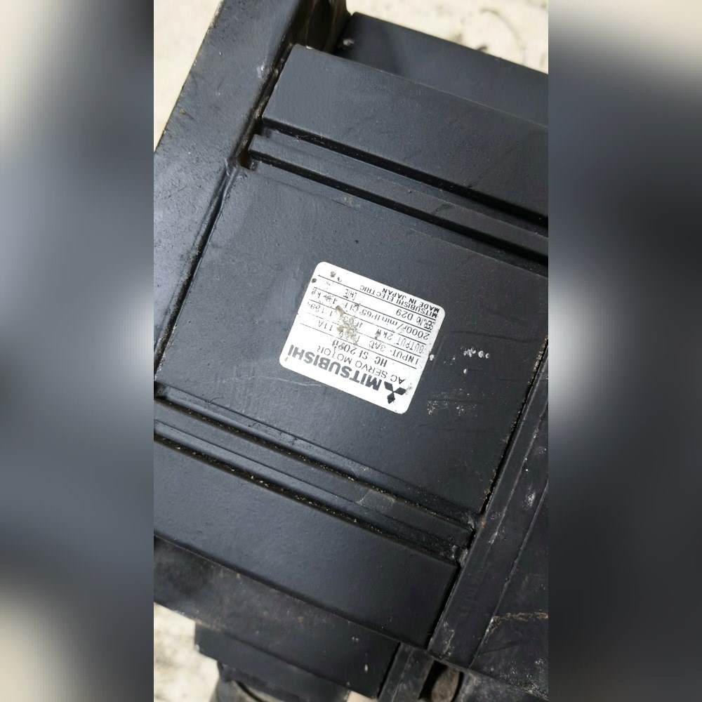 HF -SE202JW1-S100马达一批 议价