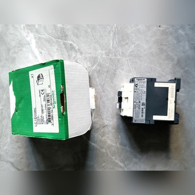 施耐德交流接触器LC1D09BL原装有需要的可以 议价