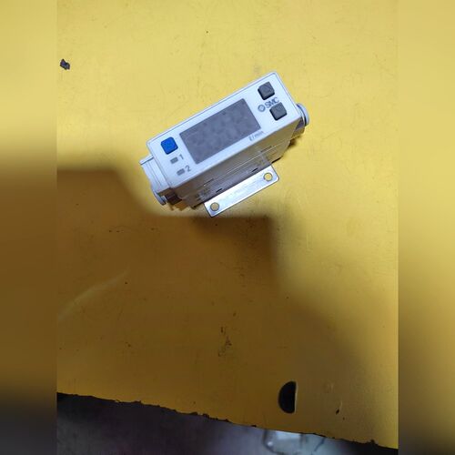 SMC 流量阀PFM725-C6-A东西不知道好坏懂行识 议价