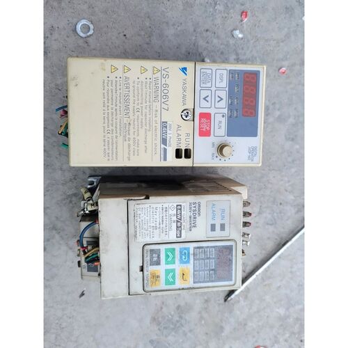 安川变频器V7AT20P4变频器3G3EⅤ-A200 议价