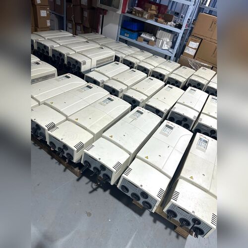 ACS800变频器ACS800-01-0135-3+D150 议价
