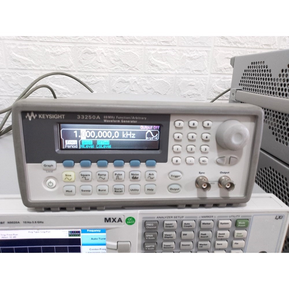 是德科技33250A 80MHZ 信号发生器 议价 - 实物图