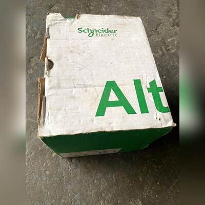 ATV310HU30N4E 未使用过的机器 没有了 议价