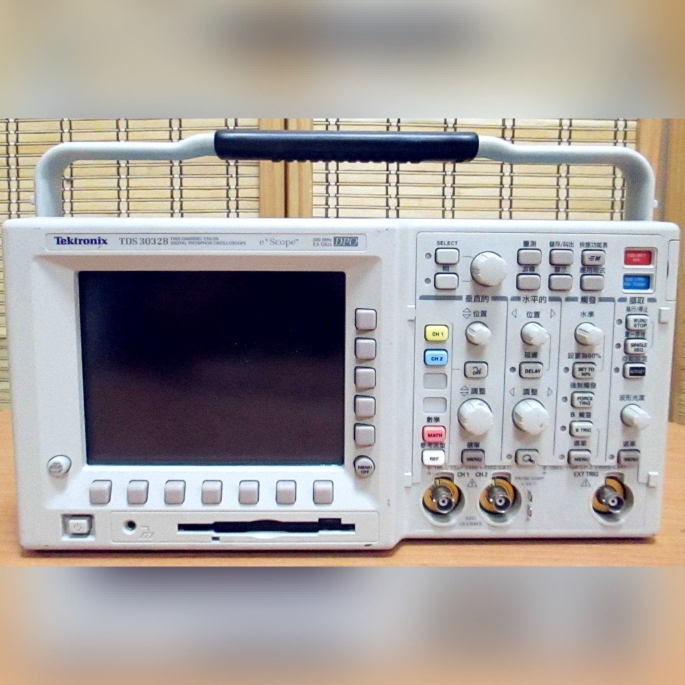 泰克TDS3032B示波器带宽300MHz2.5G采样率 议价