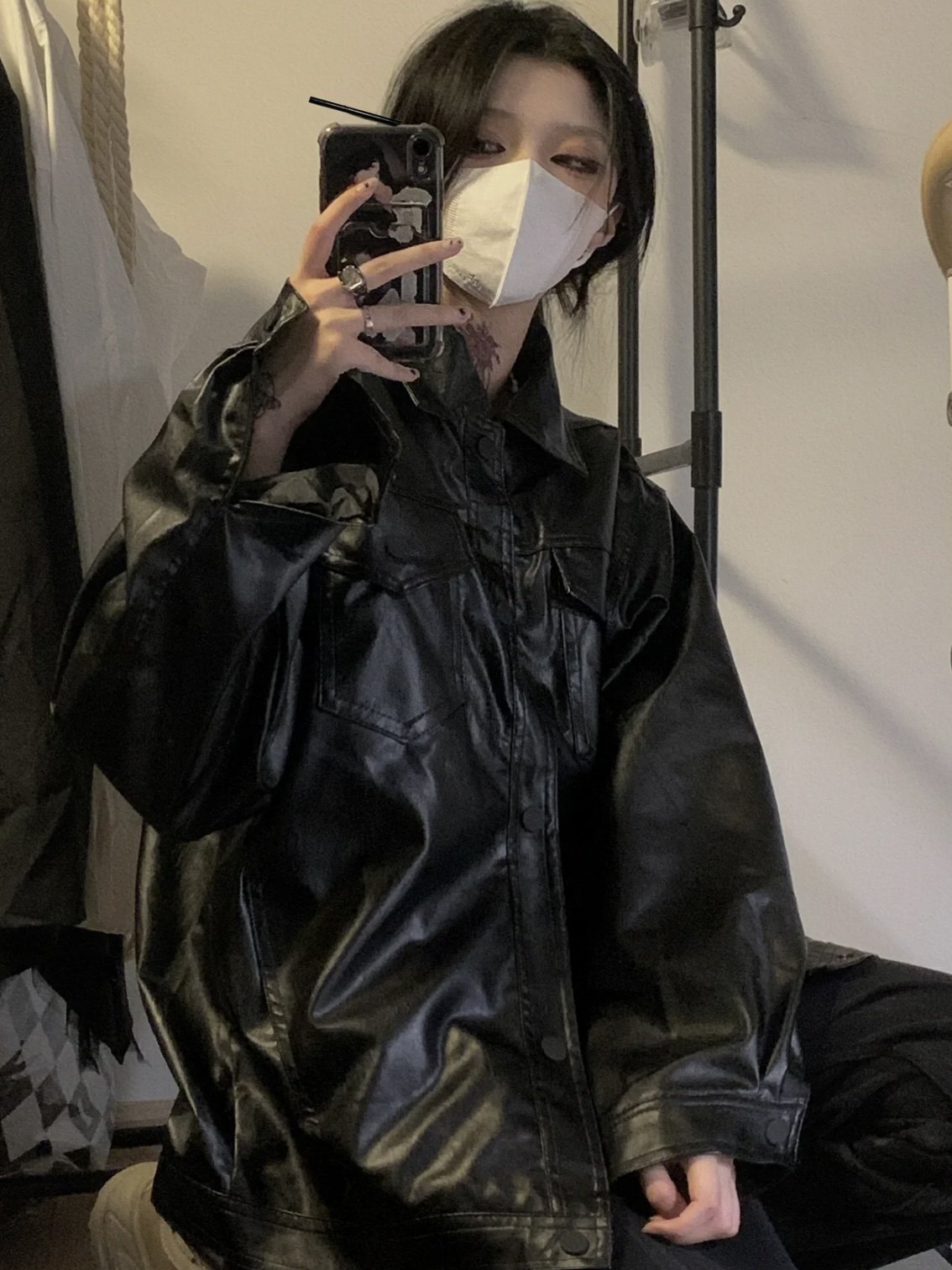 栋咚外套新款质感皮夹克皮衣同款