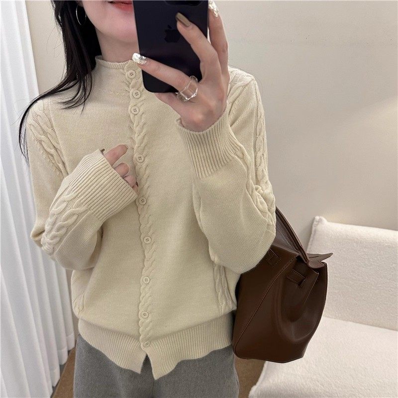 秋冬新品立领纽扣厚款针织衫慵懒风开衫长袖粗麻花宽松半高领毛衣