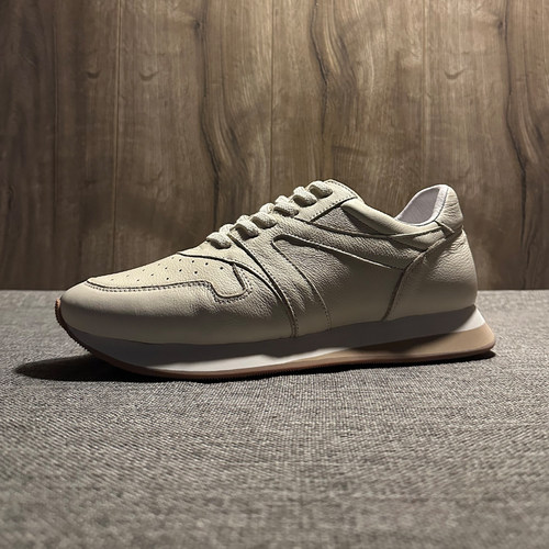 2025新款男鞋休闲板鞋真皮小白鞋