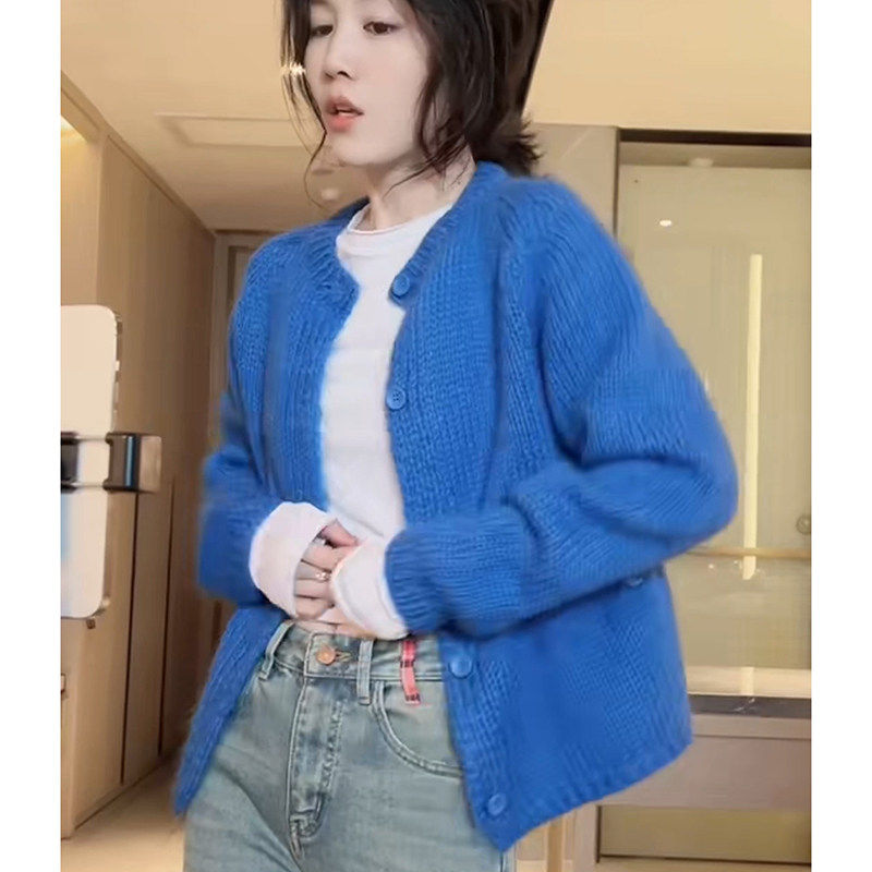 2026春款女装蓝色针织开衫外套短款小个子软糯慵懒风毛衣洋气减龄