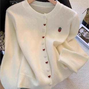 自留款推荐~慵懒风爱心纽扣针织开衫女冬季款高级感软糯温柔毛衣