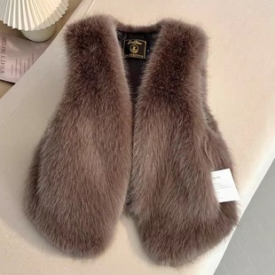 轻奢风摩卡棕仿狐狸毛皮草马甲女短款V领百搭显瘦坎肩毛绒绒马甲