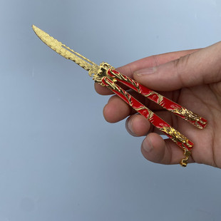 蝴蝶刀甩手刀csgo周边不开刃折叠刀武器模型帅气儿童五爪金龙玩具