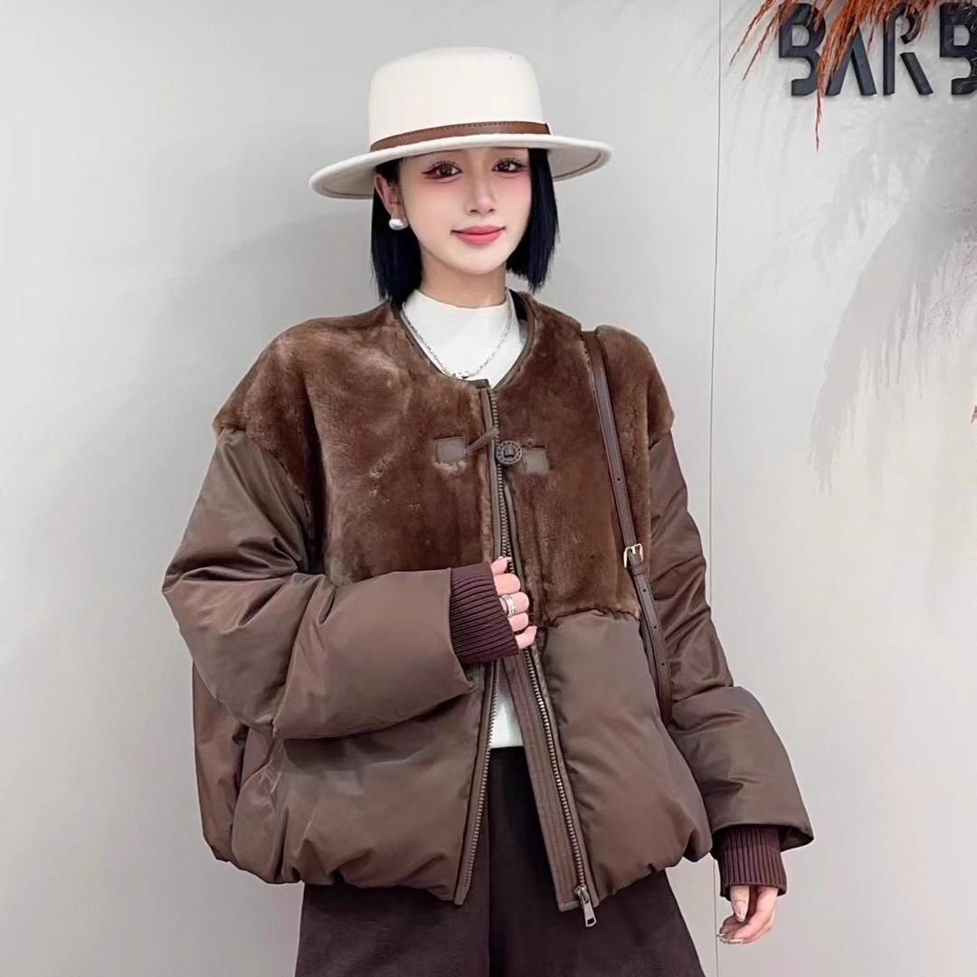 皮毛一体外套拼接皮草鹅绒羽绒衣女欧洲站短款面包服2024冬季新款