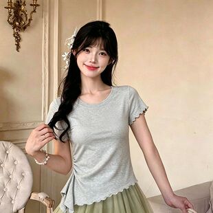 夏季独特风百搭设计小众修身显瘦圆领木耳边纯色短袖T恤女士上衣