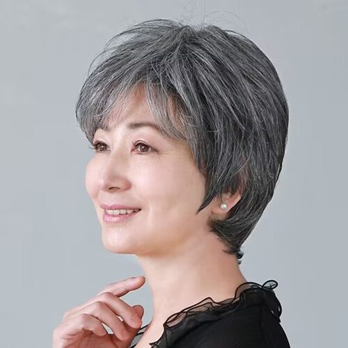 Lady's Gray Hair, Short Straight Hair, Grandma's Performance
