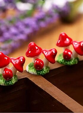 1 Pcs 4 Colors Cute Mini Resin Mushrooms Fairy Garden Orname