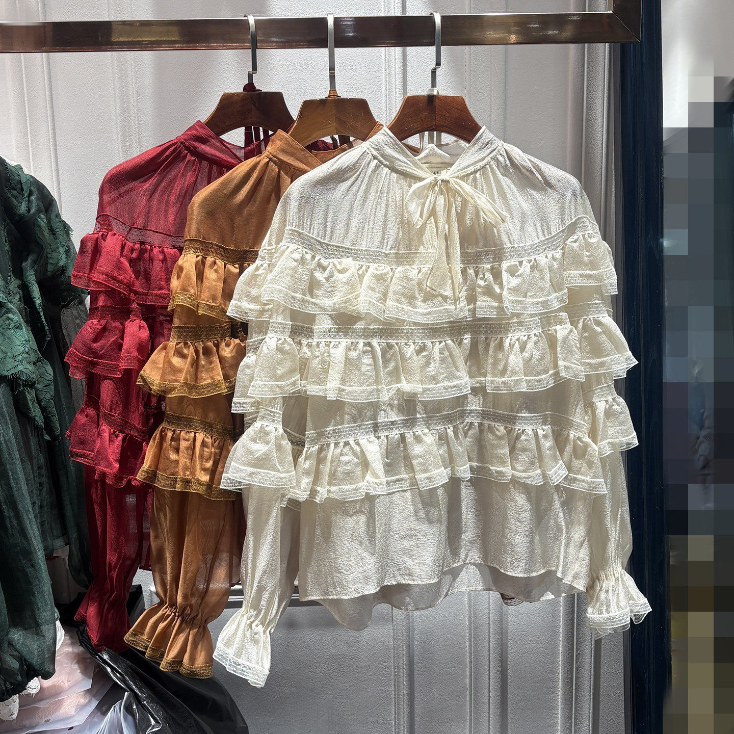 领口系带套头两件设计感衬衫