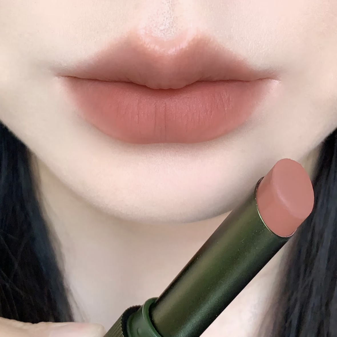 好适合黄皮的粉橘棕！Girlcult构奇情话口红s04小茴香轻欧美裸色