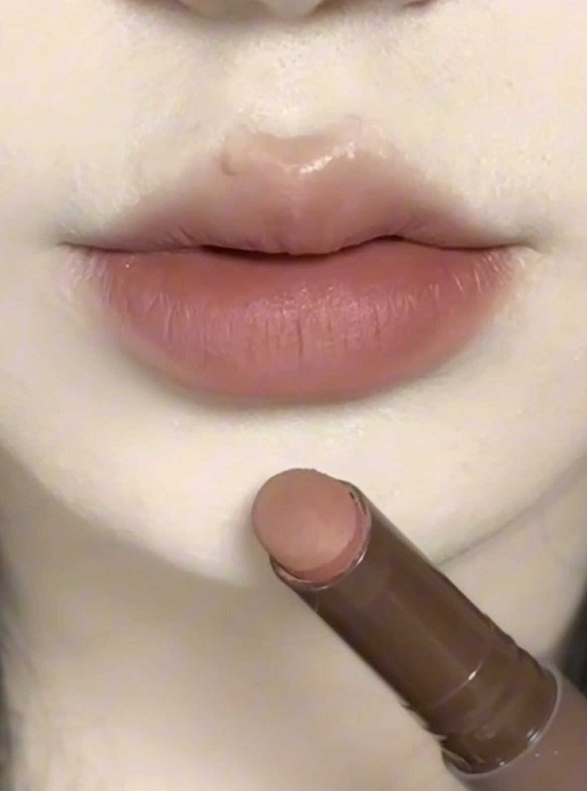 秋冬复古裸棕！酵色粉雾口红笔1990中古棕肉桂裸色系低饱和咖棕