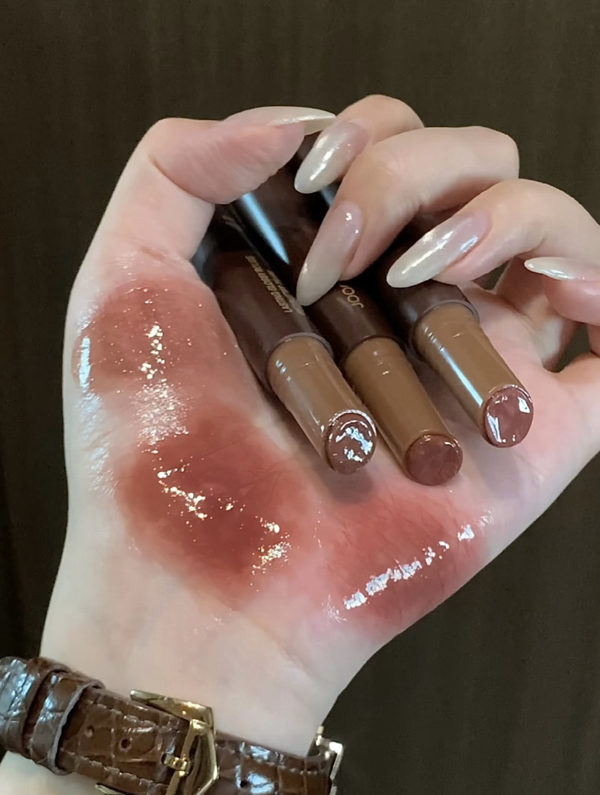 秋冬水光棕！酵色固体唇蜜1990中古棕568低饱和裸棕咖啡色口红