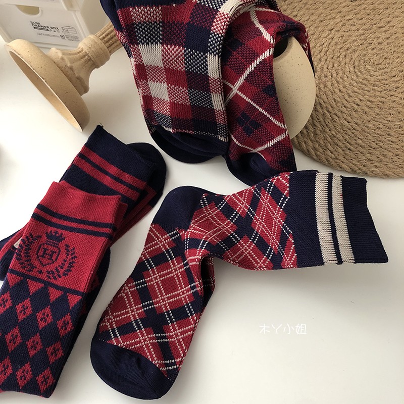 秋冬袜子女复古英伦风暗红色ins