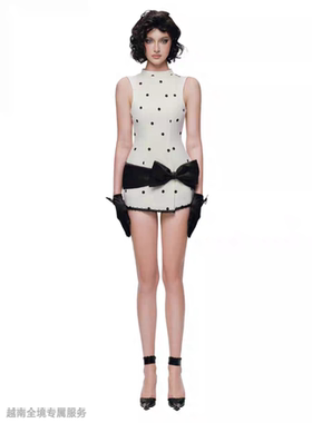 越在线越南小众doublebizz新款性感辣妹无袖波点蝴蝶结短裙连衣裙