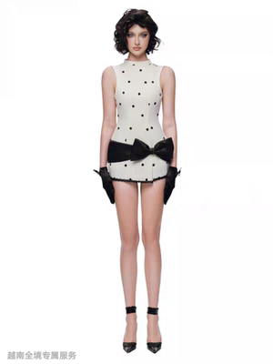 越在线越南小众doublebizz新款性感辣妹无袖波点蝴蝶结短裙连衣裙