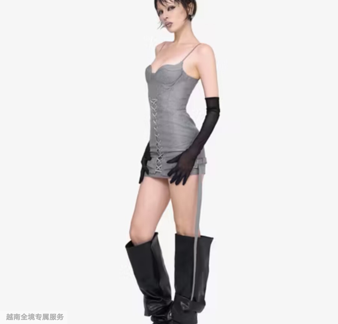 越在线越南小众chic.c简约时尚国际范吊带收腰系带包臀短裙