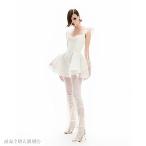 越在线越南小众品牌ononmade法式复古蕾丝垫带抹胸双层A字礼服裙